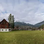 Haus In - Your Austrian Holiday home Altaussee