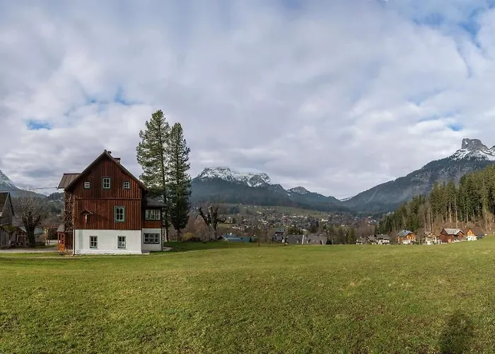 Haus In - Your Austrian Hébergement de vacances Altaussee